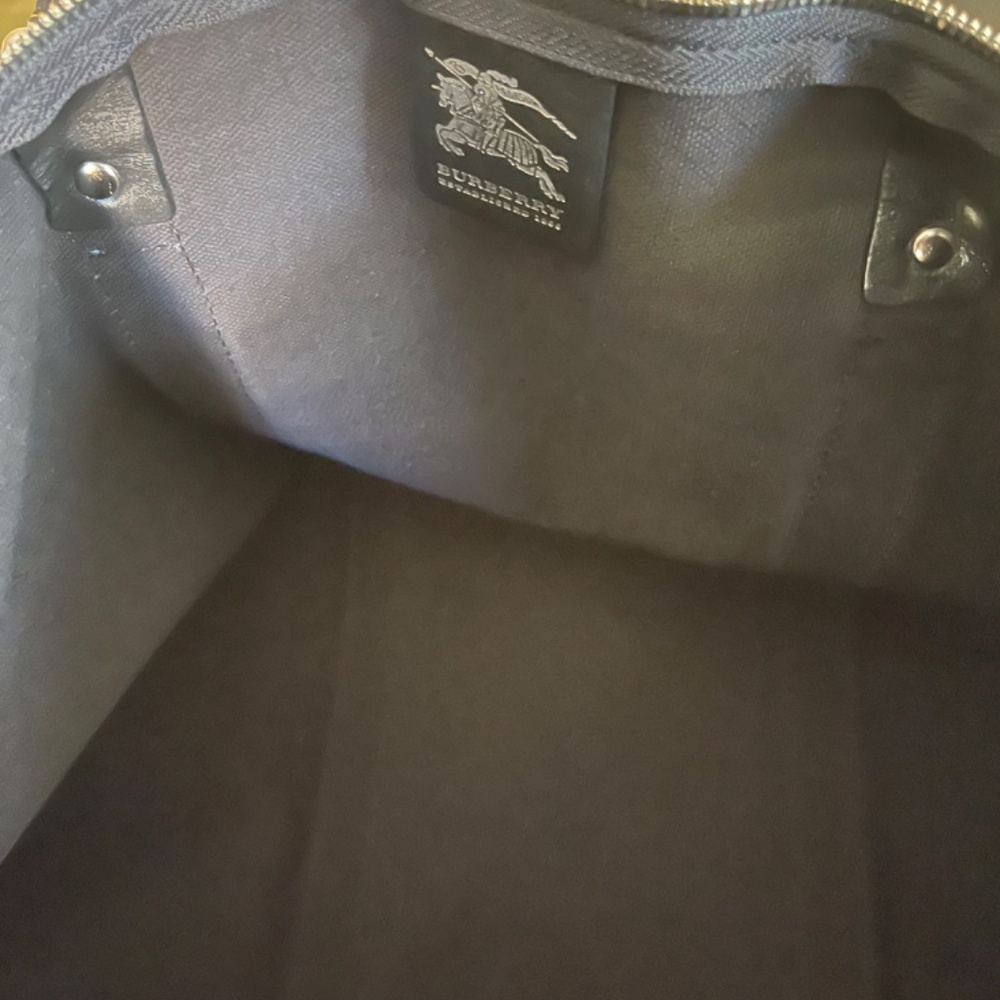 Burberry duffle bag - Picture 6 of 6